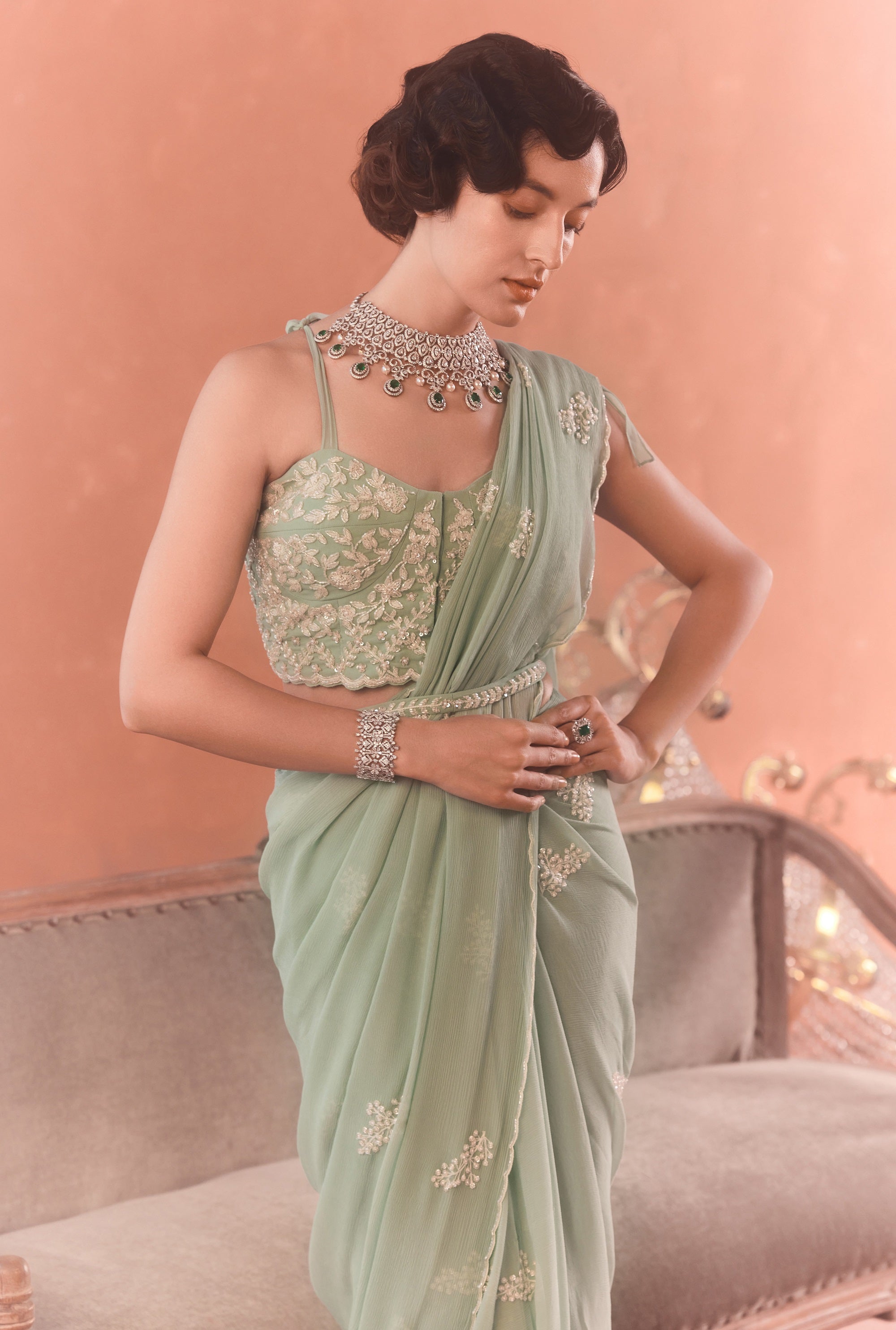 Jewellery for party wear on sale sarees