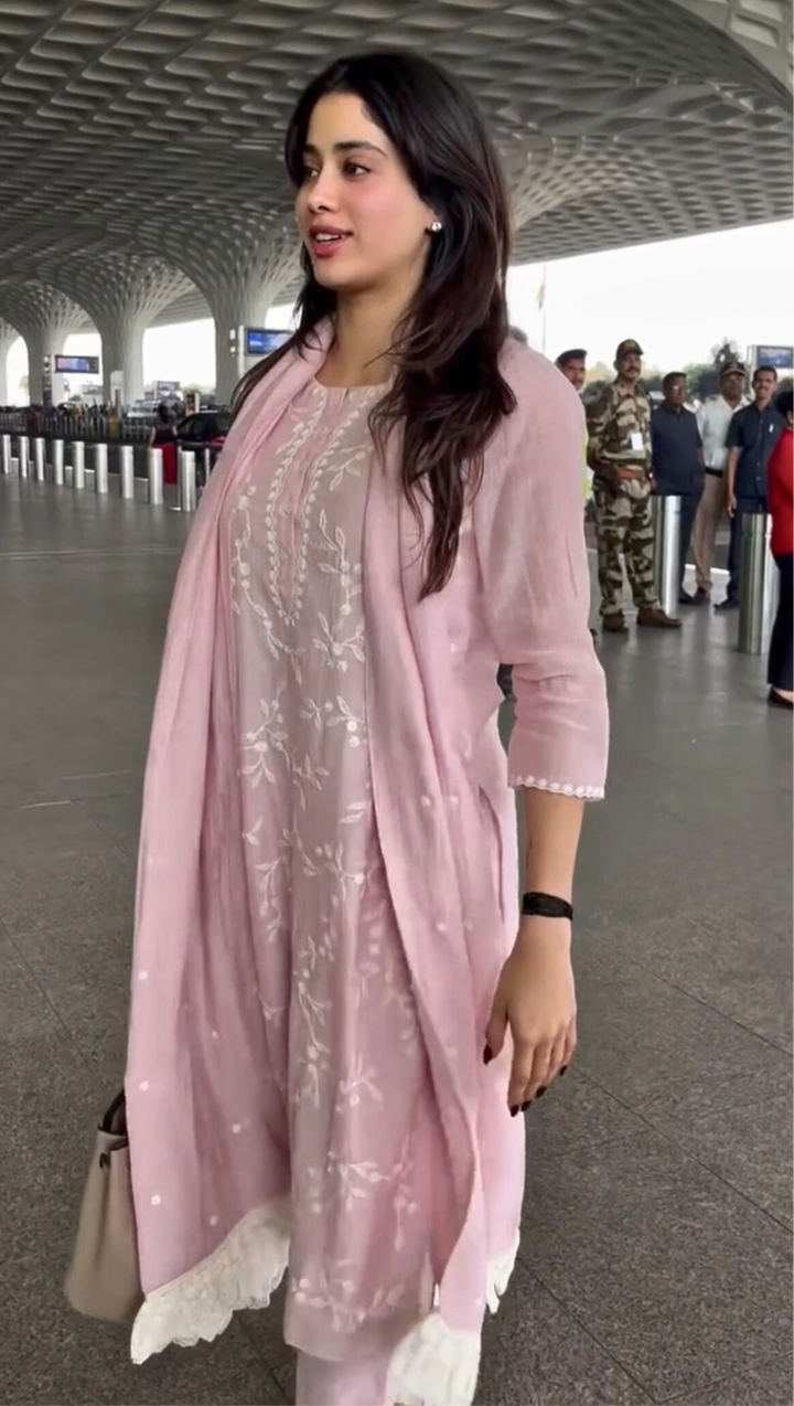 Janhvi Kapoor in pink ambar chikan kurta set