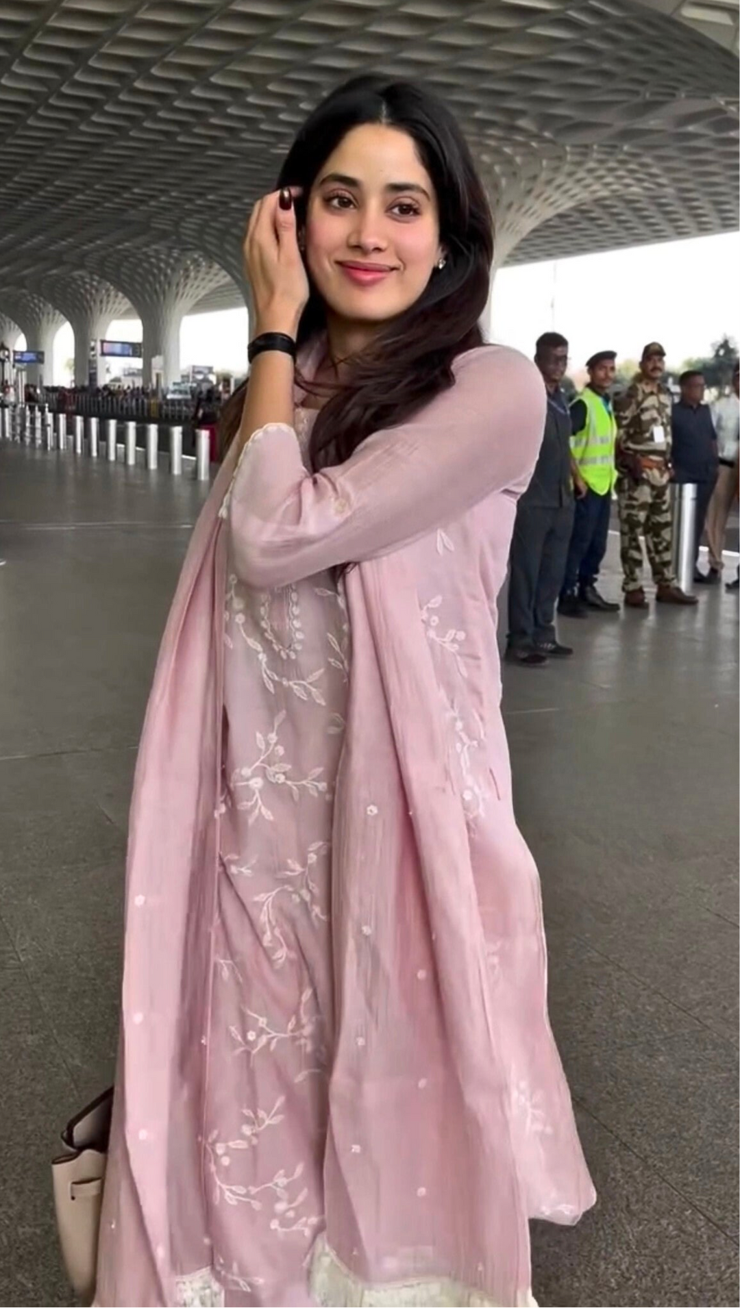 Janhvi Kapoor in pink ambar chikan kurta set